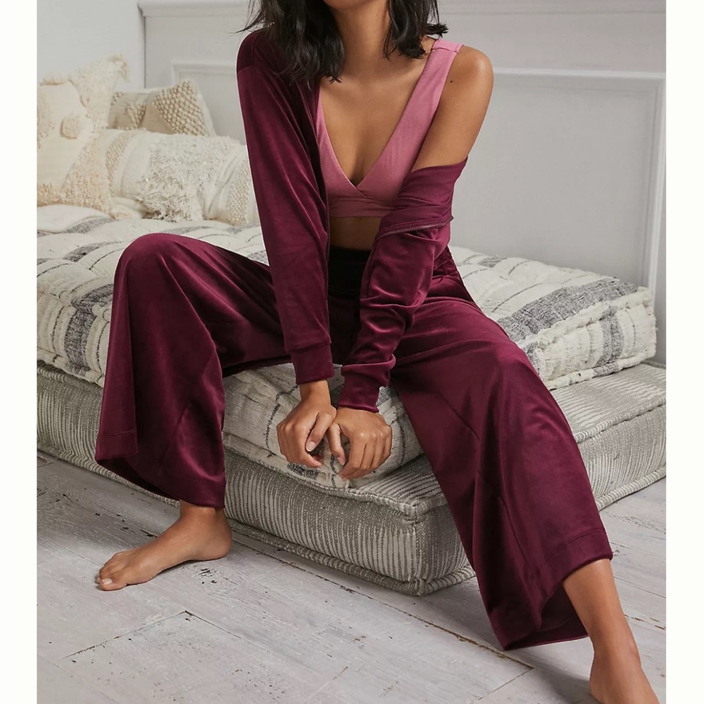 Anthropologie Saturday/Sunday Jaya velvet wide-leg pants